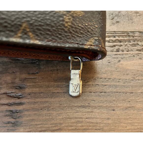 Louis Vuitton Monogram Porte Monnaie Viennois Bifold Wallet - Brown - Picture 8 of 16